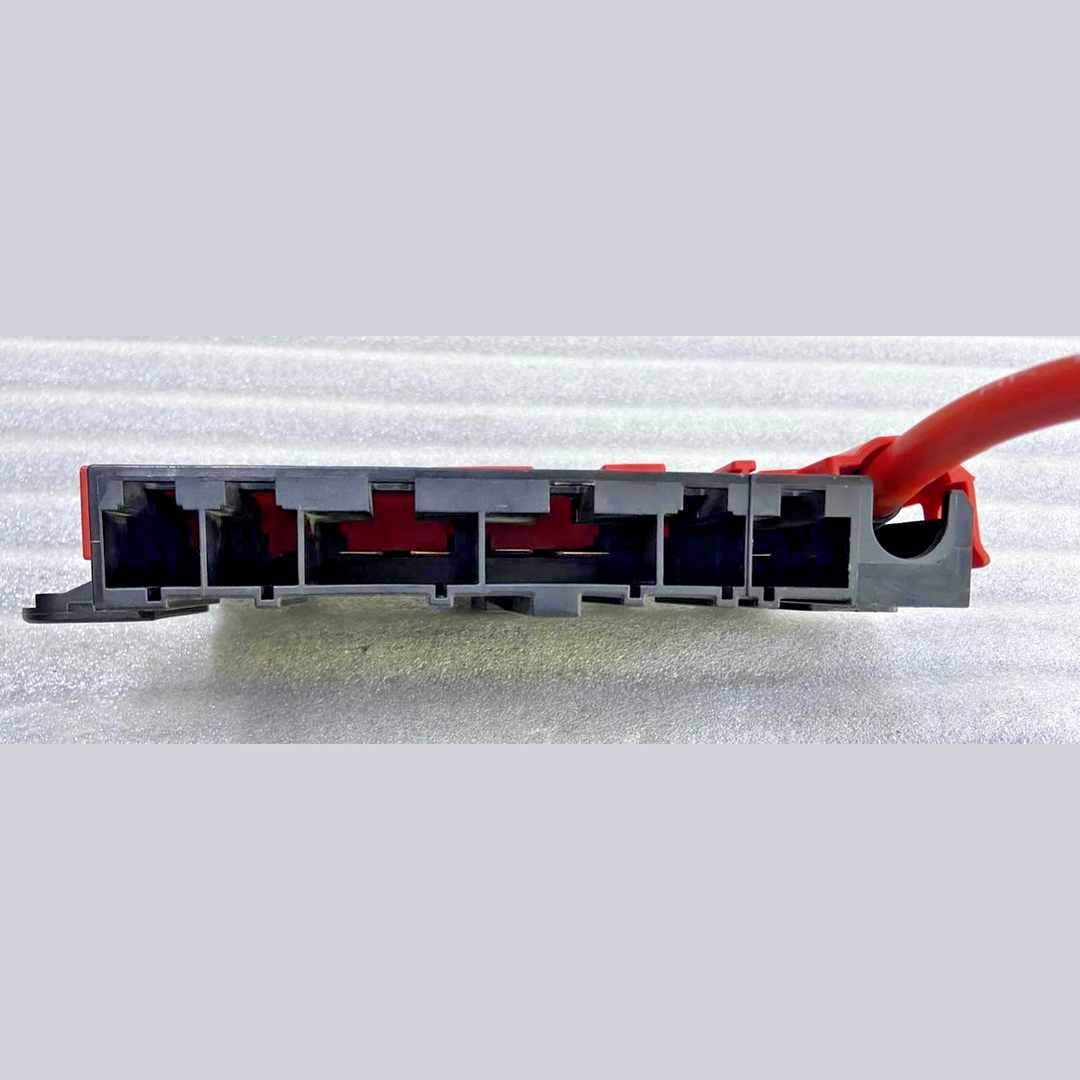 OEM BMW 430I F32 POWER DISTRIBUTION B+ FUSE RELAY BOX 9227752