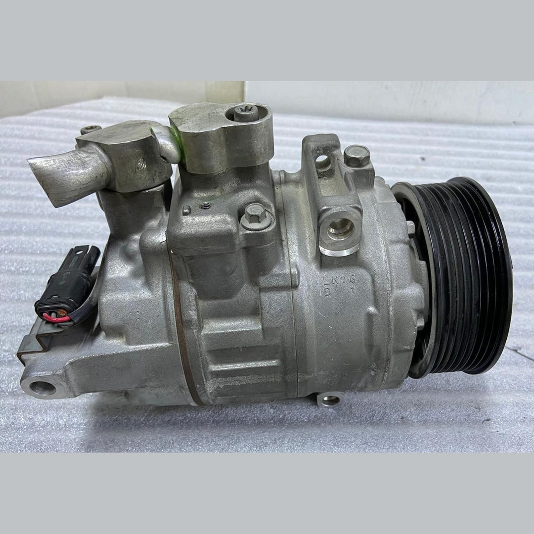 OEM BMW X3 F25 A/C AIR CONDITIONING COMPRESSOR 9217869 DENSO