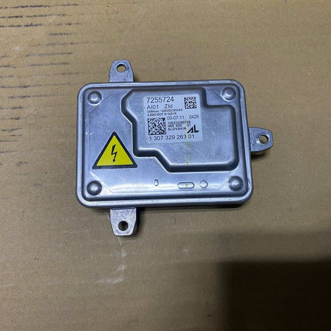 BMW Xenon Hid Headlight Ballast Control Module 7255724 D1S D1R xenon