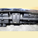 Bild in die Galerieansicht laden, 03-06 Mercedes-Benz W203 C-Class Hazard Switch Warning Button A203 8702510