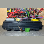 قم بتحميل الصورة إلى عارض الصور، 10-16 Mercedes-Benz W212 W204 Front SAM Module Relay Fuse Box A212 9006624 OEM