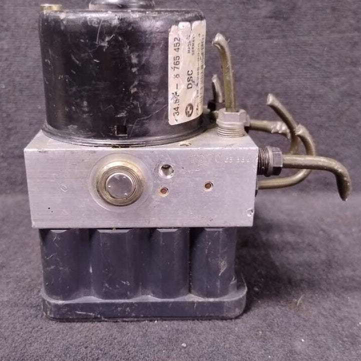 BMW 3 Series E46 ANTI BREKING SYSYTEM   PUMP  DSC CONTROL MODULE 6765454