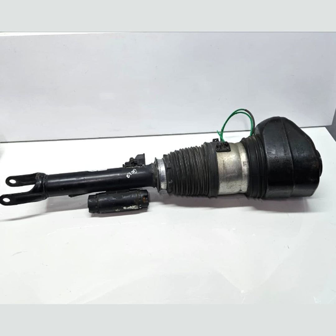 6877553-2016-2022 BMW 7 Series G11 G12 740i 2WD Front Air Suspension Strut OEM