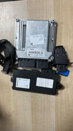 Load image into Gallery viewer, 2007-13 BMW 530D, X5 E70, X6 E71 3.0L Engine Control Unit 8509035