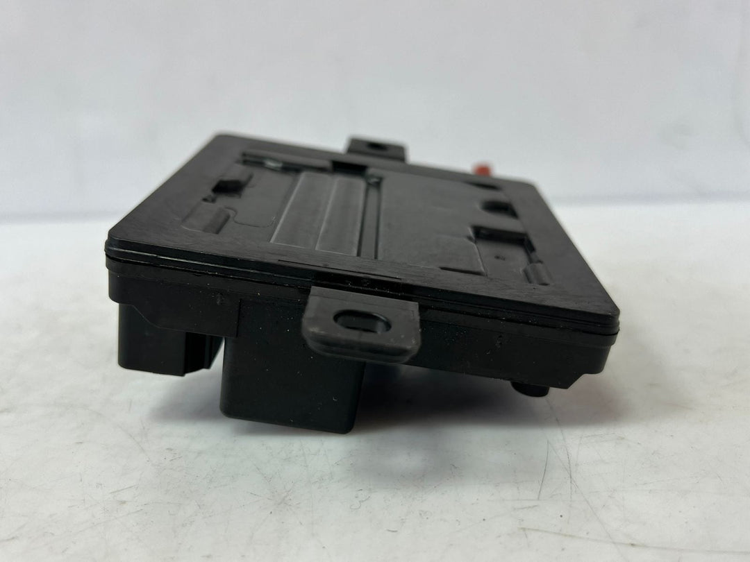 2016-20 BMW F20 F21 F87 F30 F31 i3 i8 M2 Integrated Power Supply Module 7614585
