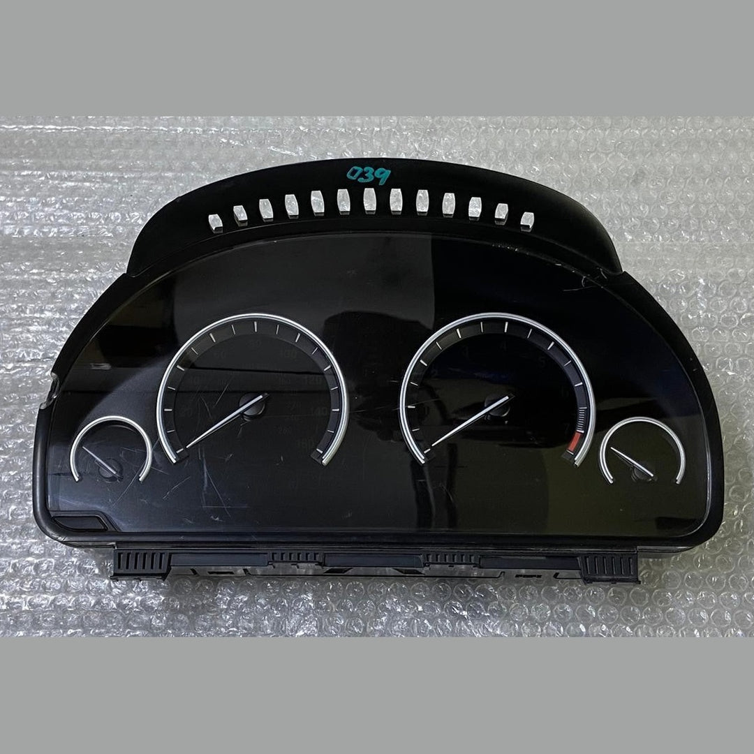 OEM 09-15 BMW 750Li F01 F02 DASH INSTRUMENT GAUGE CLUSTER SPEEDOMETER 9312039