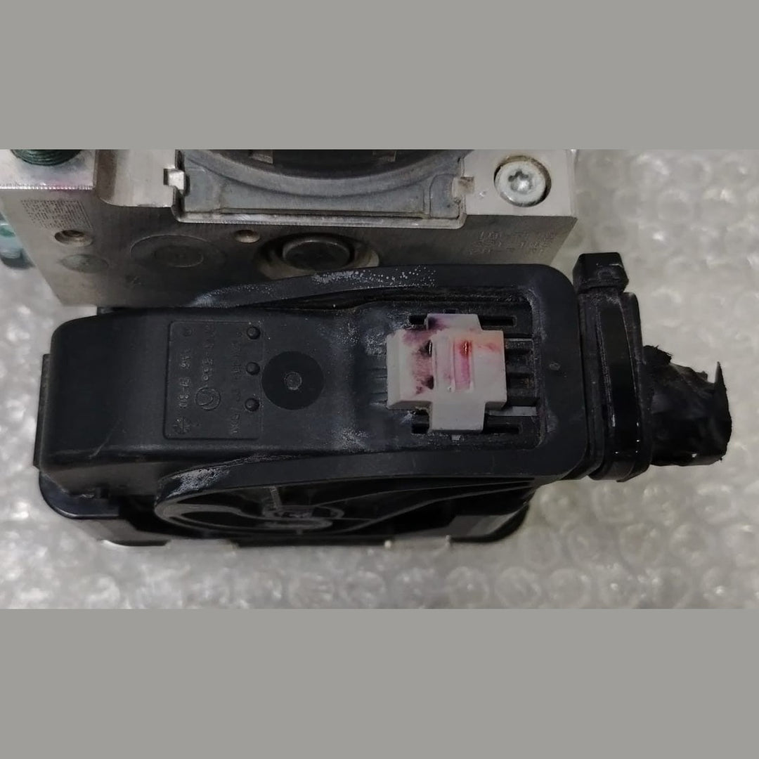 OEM BMW 3 SERIES G20 G21 ABS PUMP CONTROL MODULE 5A09E45 5A09E46