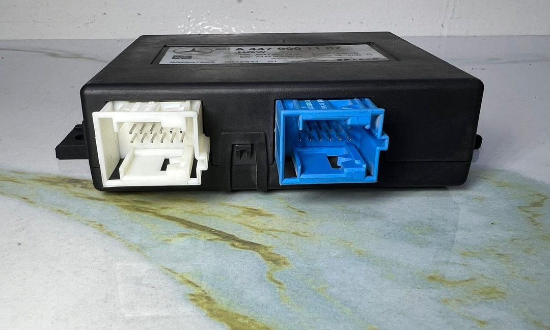 Mercedes W447 V-Class Vito Central Gateway Control Module A447 9001107 OEM