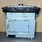 Bild in die Galerieansicht laden, Mercedes W204 Navigation Command Radio Audio Head Unit CD Player A204 9006308