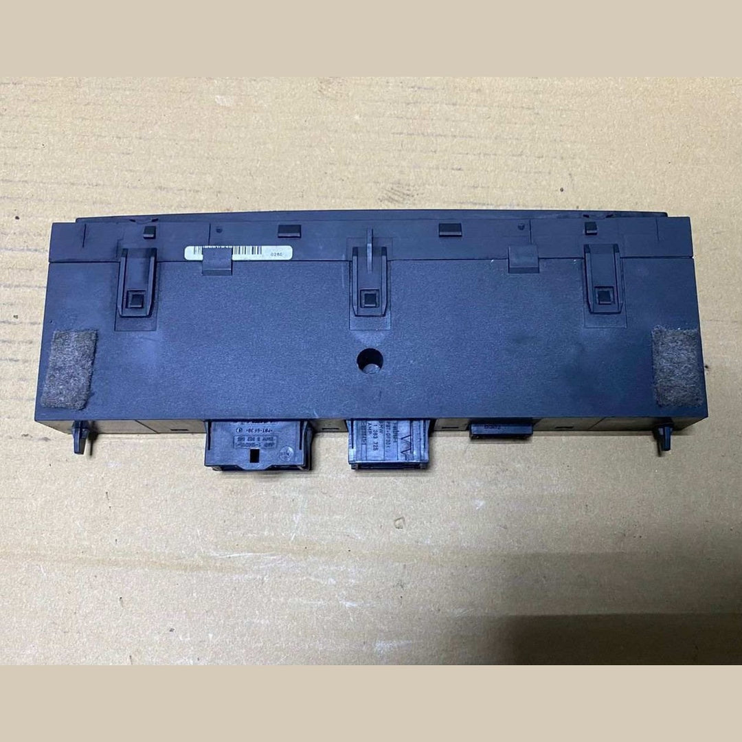 2006-2007 BMW 530xi Center Console Control Panel 6952480 5 Series E60 E61 models