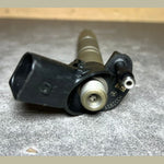 Bild in die Galerieansicht laden, Genuine Mercedes W164 Fuel Injector Sprinter 3.0L OM642 A642 0700587 Oem Diesel