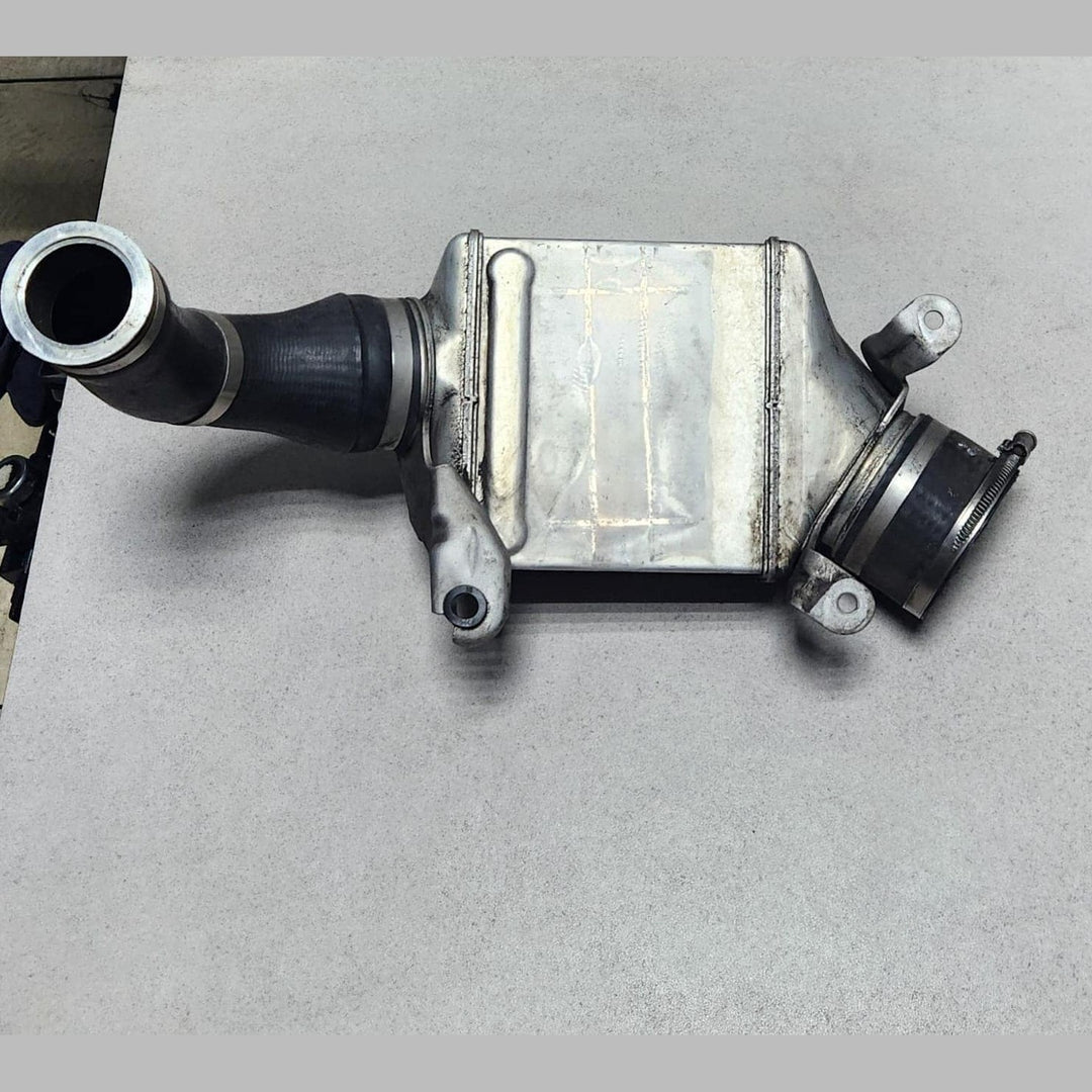 2008-2019 BMW X6 Intercooler 7575406 F01 F02 F04 F10 E70 F15