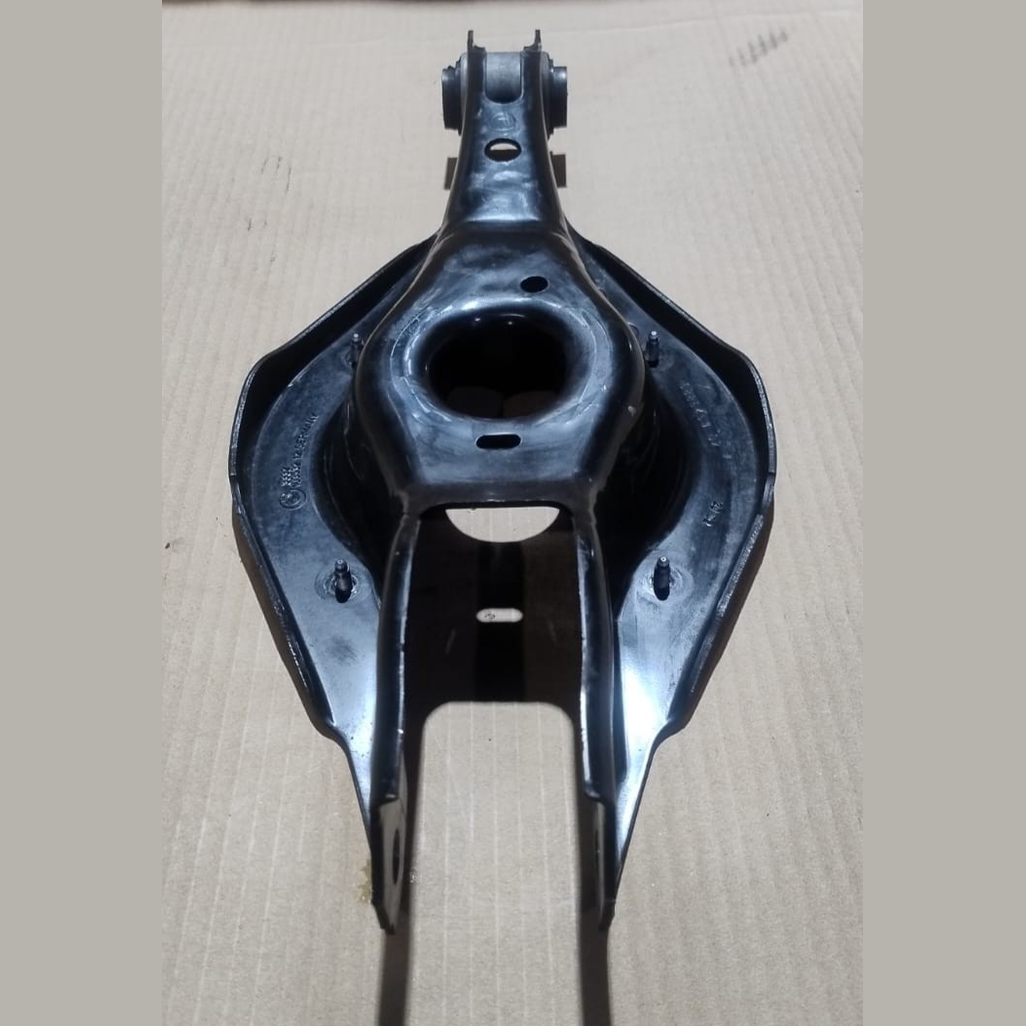 BMW OEM  G20 G21 G22 G23 G26 G29  REAR UPPER CONTROL ARM LEFT -  6886448
