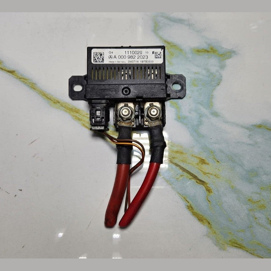 2013-2020 Mercedes-Benz Battery Control Relay Control Module A000 9822023 OEM