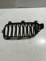 Load image into Gallery viewer, 2016-2018 BMW 3 Series F30 F31 F35 F80 330e Front BUMPER Grille 7295442 OEM