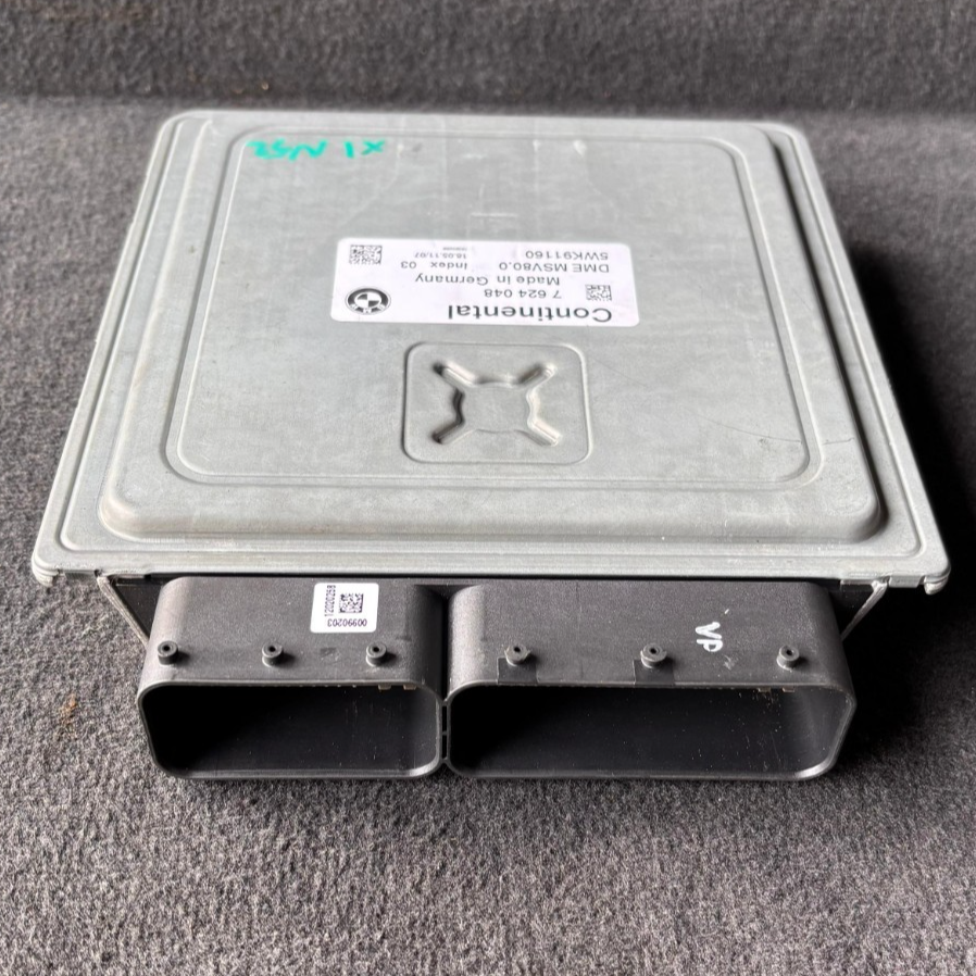 BMW  X1 E84 N52 ENGINE CONTROL UNIT MODULE ECU ONLY - 7624048