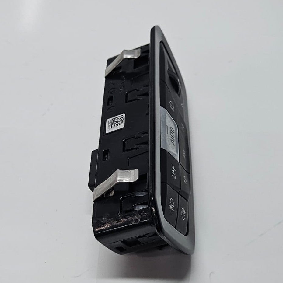 5A16B20-2018-2022 BMW 330i 3 Series G20 G21 Headlight Control Switch OEM