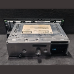 Load image into Gallery viewer, BMW X1 sDrive 18i E84  STERIO RECIVER MULTIMEDIA  RADIO Player CD - 9289109