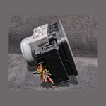 Load image into Gallery viewer, BMW 4 COUPE  F32 180kw  ABS ANTI -LOCK BREACKING SYSTEM  MODULE PUMP - 6866210