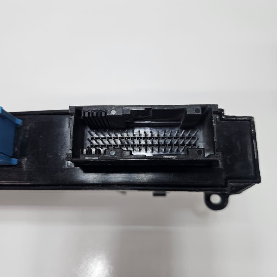 BMW 1 Series E87 ECU Body Control Module H2 Junction Box PL2 JBBFE II 9187539