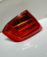 Bild in die Galerieansicht laden, 2011-2016 BMW 3 Series Rear Left Tail Light 7372783 F30 F31 F35 F80 OEM