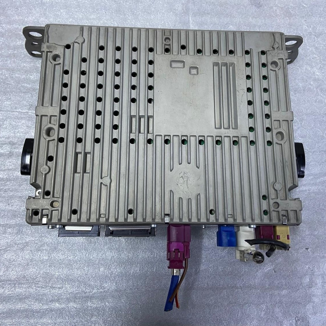 OEM BMW 1 Series (F40) Audio Headunit Multimedia 5A84B43 ALPINE