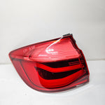 Bild in die Galerieansicht laden, 7372209-2015-2019 BMW 3 Series F30 F31 F35 Rear Left Taillight Side Panel OEM