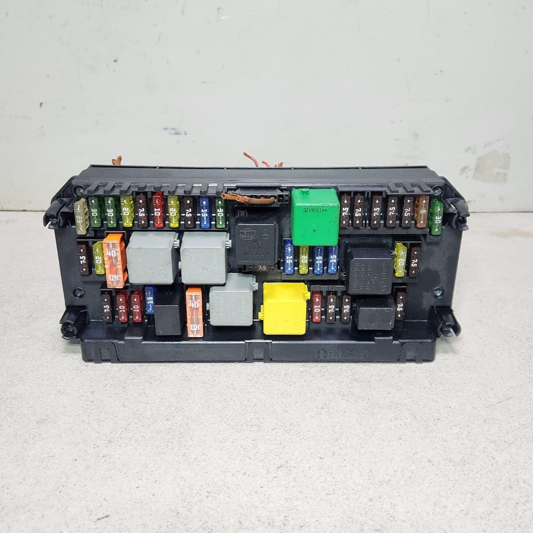 2010-16 Mercedes E-Class Front Sam Control Fuse Box Module A2129008307 W212 W204