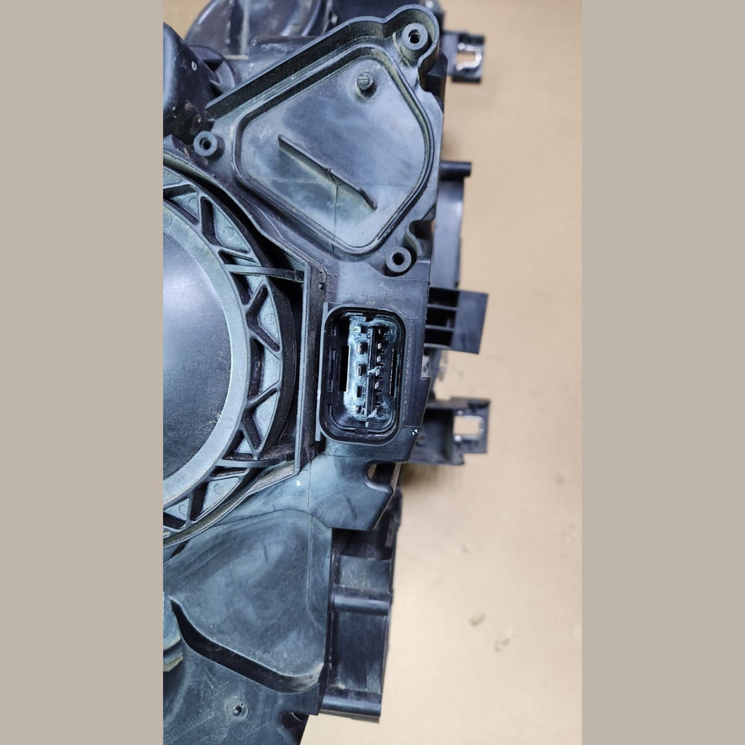 2007-2013 BMW X5 E70 Headlight LHS NONE XENON 7108150 