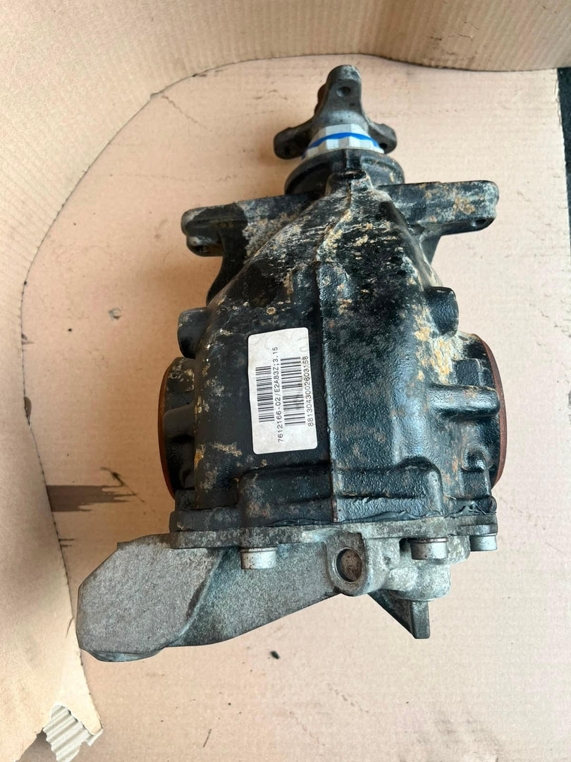 2011-2016 BMW 328i F30 328i AWD Rear AXLE Differential 7612166 RATIO = 3.15