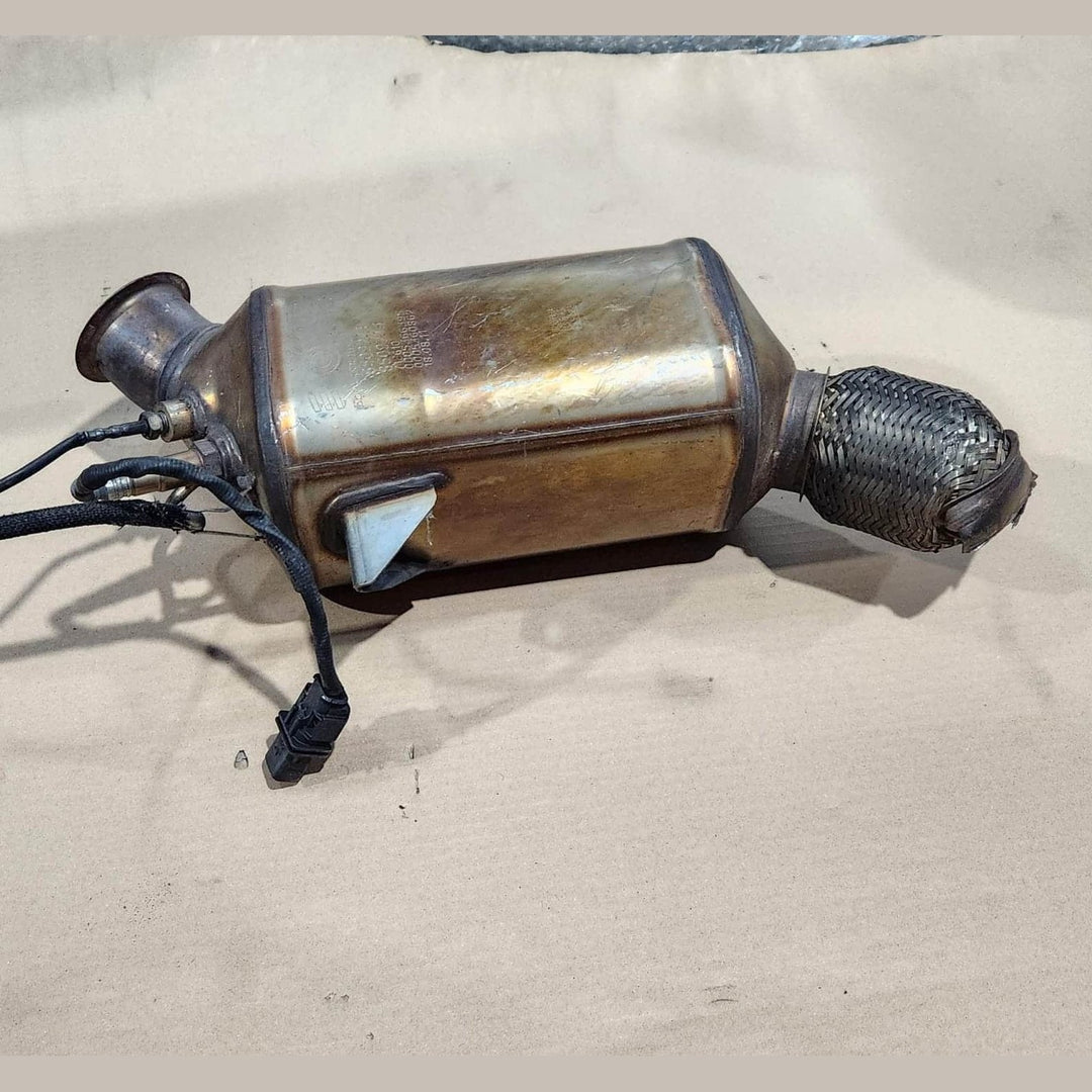 2010-2015 BMW X3 F25 Catalytic Converter 85092411 