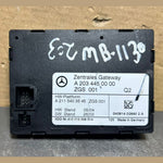 Load image into Gallery viewer, 03-06 Mercedes W203 C-Class Central Gateway Control Module A203 4450000 OEM