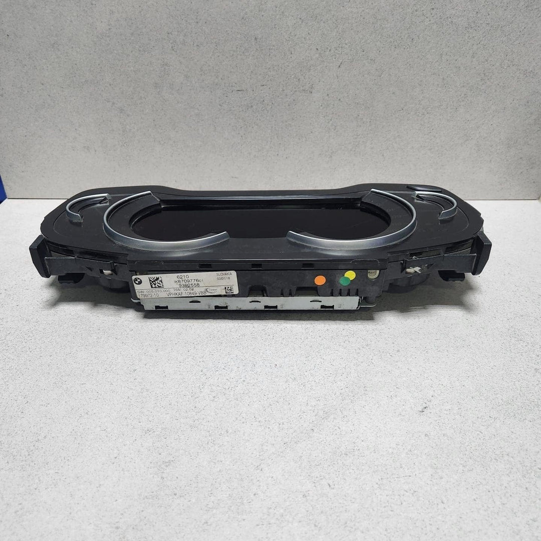 2017-2020 BMW 530i Instrument Cluster 9392558 G01 G12 G30 G32 G38 530E and 740E