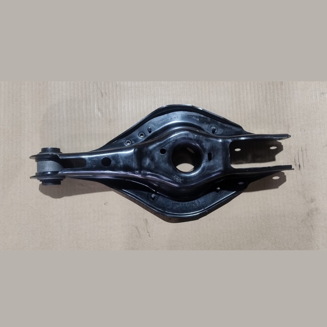 BMW OEM  G20 G21 G22 G23 G26 G29  REAR UPPER CONTROL ARM LEFT -  6886448