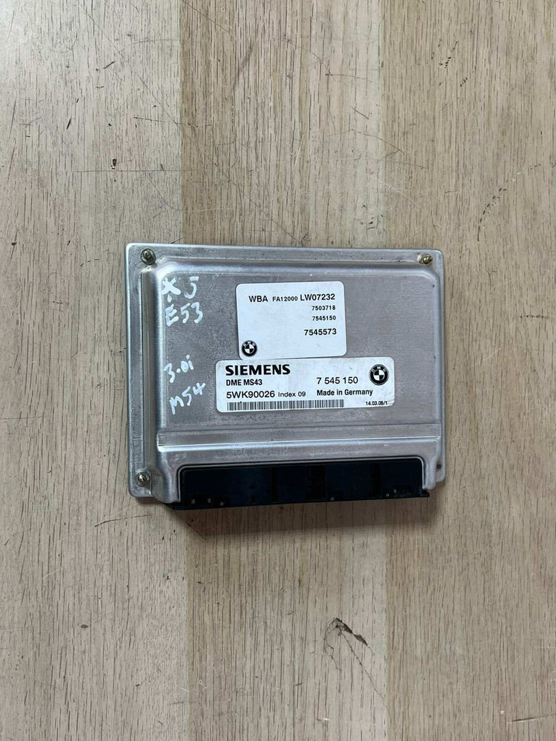 2003-2005 BMW 530i Engine Computer Module 7545150 E39 E46 MS43 M54 ECU