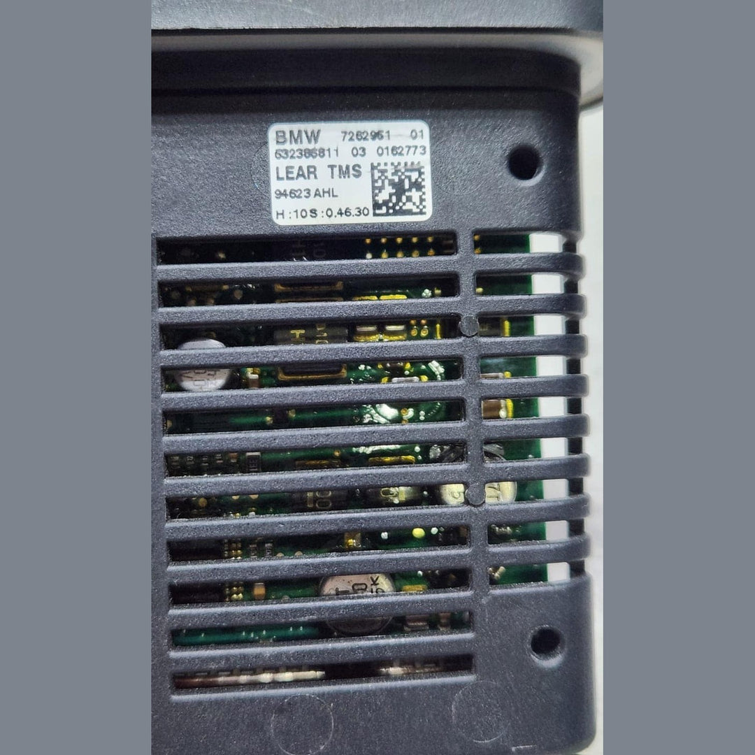 2009-2012 BMW 750Li Headlight Control Module 7262951 7 Series F01 F02 F03 F04