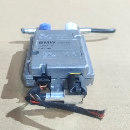 BMW F10  AUDIO AMPLIFIER & BLUETOOTH CTRL ANTENNA MODULES SET 9233592 / 9229740