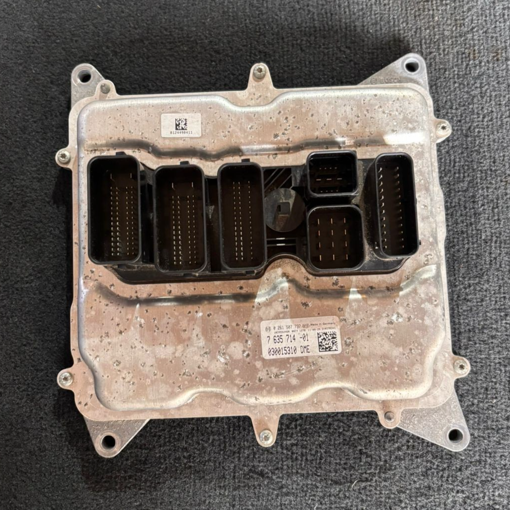 BMW F10 F11 X3  N20  ENGINE CONTROL UNIT DME ECU SET + KEY - 7635714