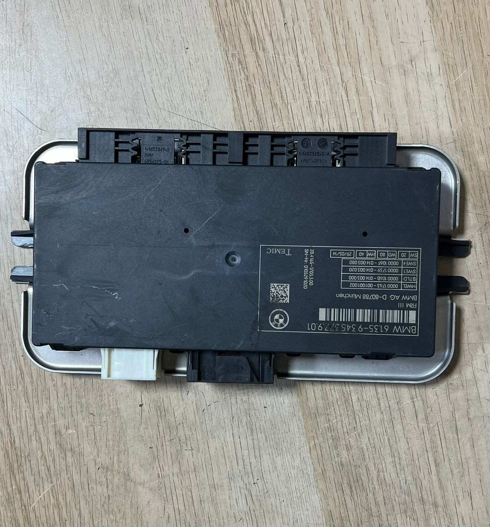 BMW 2014 BMW M6 Footwell Module 9345377 LED ADAPTIVE LCI FRM3
