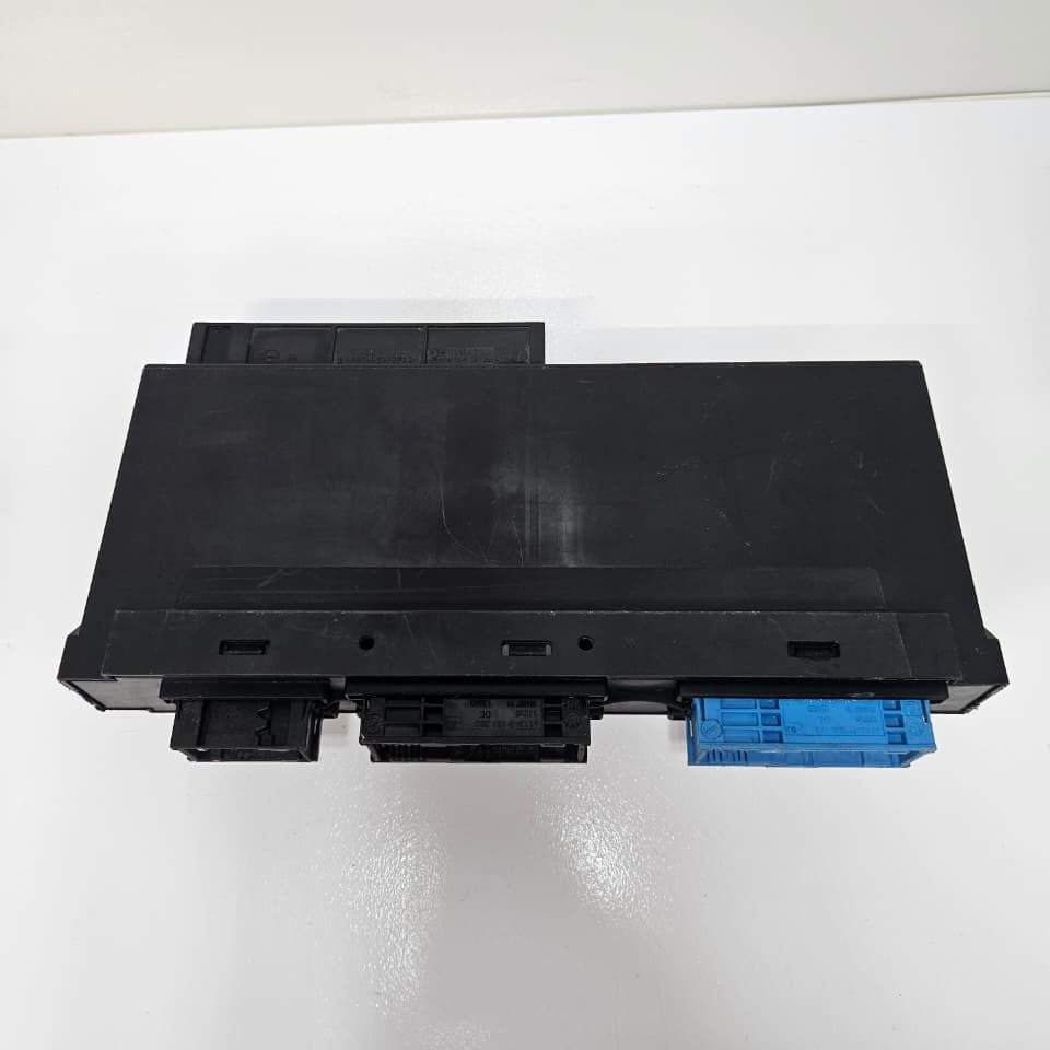 BMW 5GT F07 Body Control Module 9267529 OEM