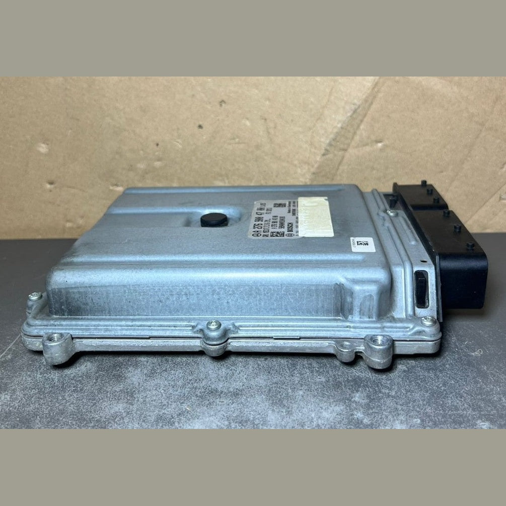 12-18 Mercedes W166 W218 Engine Control Module Unit ECM ECU A276 9004700 OEM