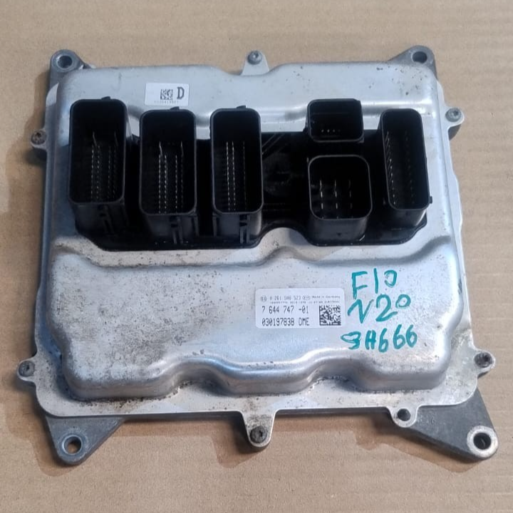 BMW 520i F10 2010-2013 N20 ENGINE CONTROL ECU UNIT + MODULE DME 7644747