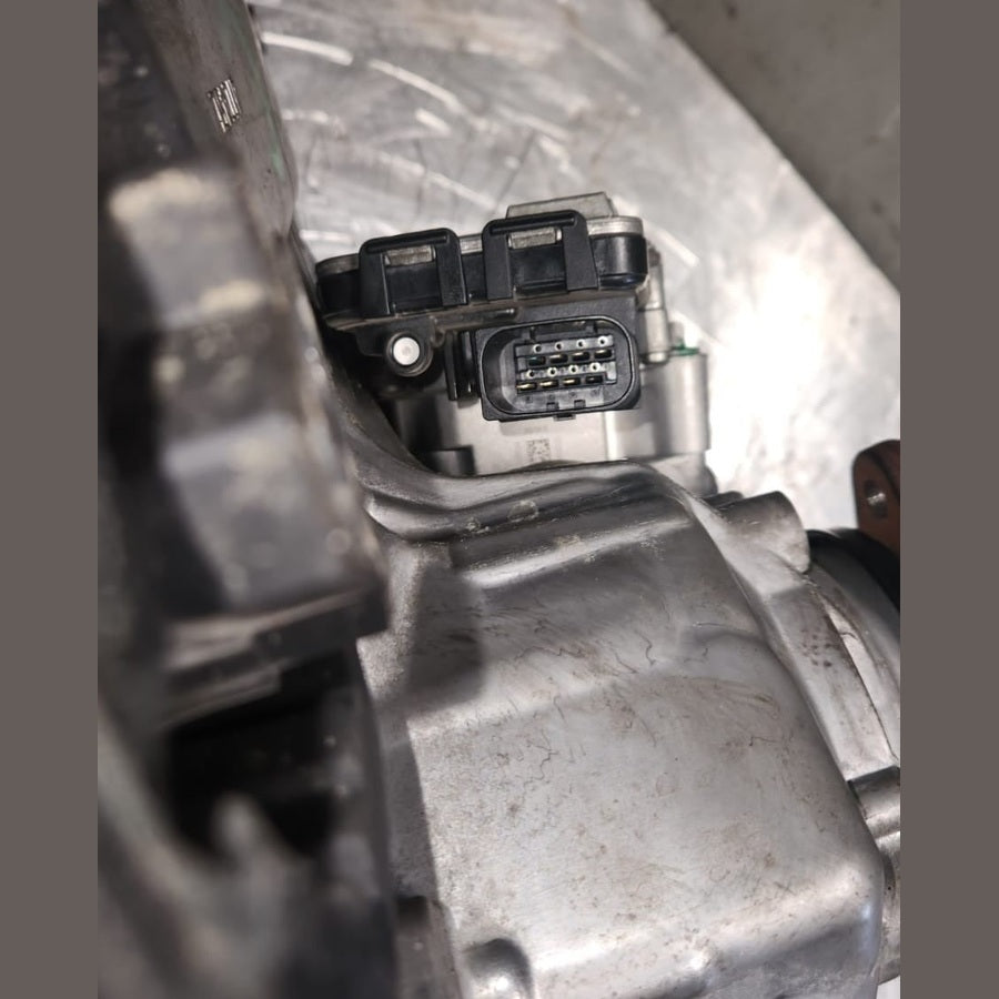 2011-2013 BMW X5 Transfer Case 7643758 E70 E71 X5 X6 ATC45L