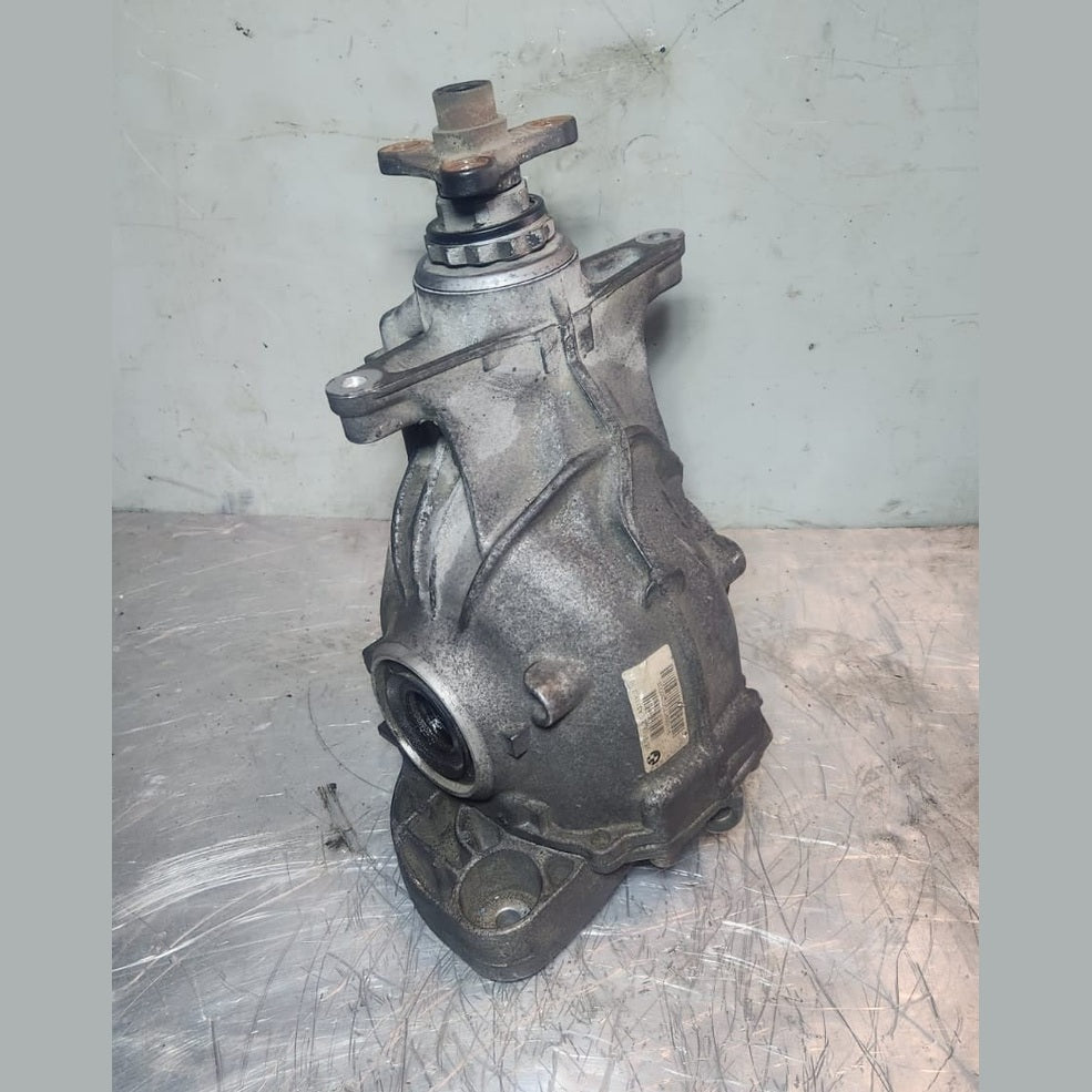 2011 BMW 528i Rear Differential Assembly 7578149 F10 528i and 523i I=3,38