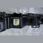 Bild in die Galerieansicht laden, OEM BMW 7 Series G70 Headlight Upper LED Front 9879936 Right Side Used 15-20 km