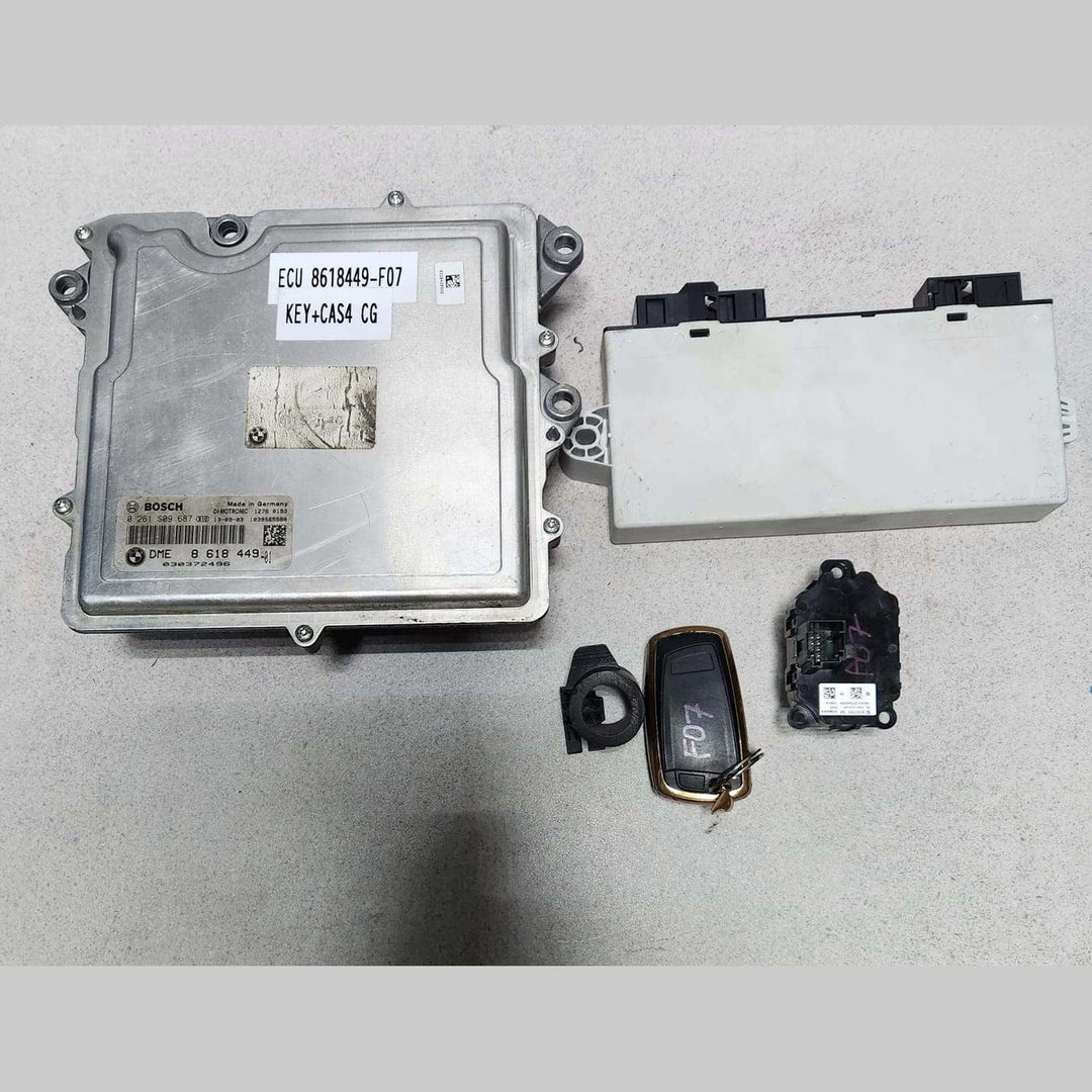 2011 BMW F07 GT 535I N55 3.0 Engine Control Unit 8618449 ECU SET 