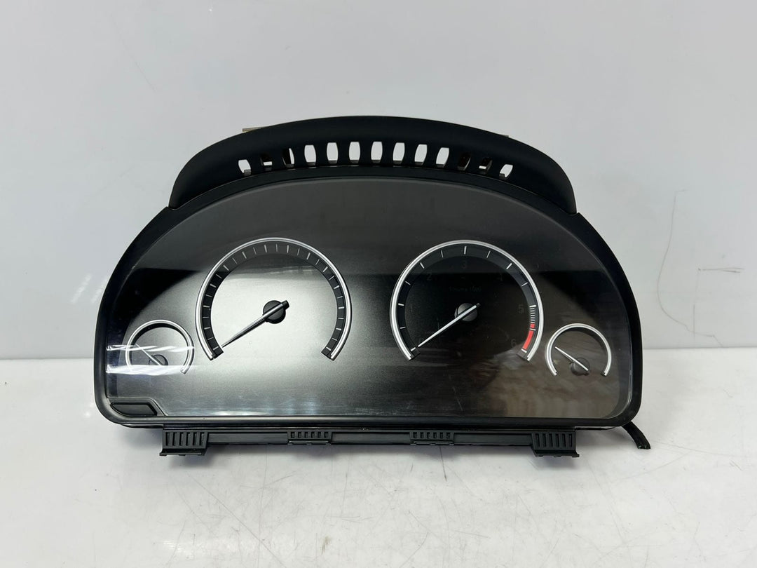 2016 BMW X5 F15 and X6 F16 Instrument Cluster Speedometer 9342820 OEM