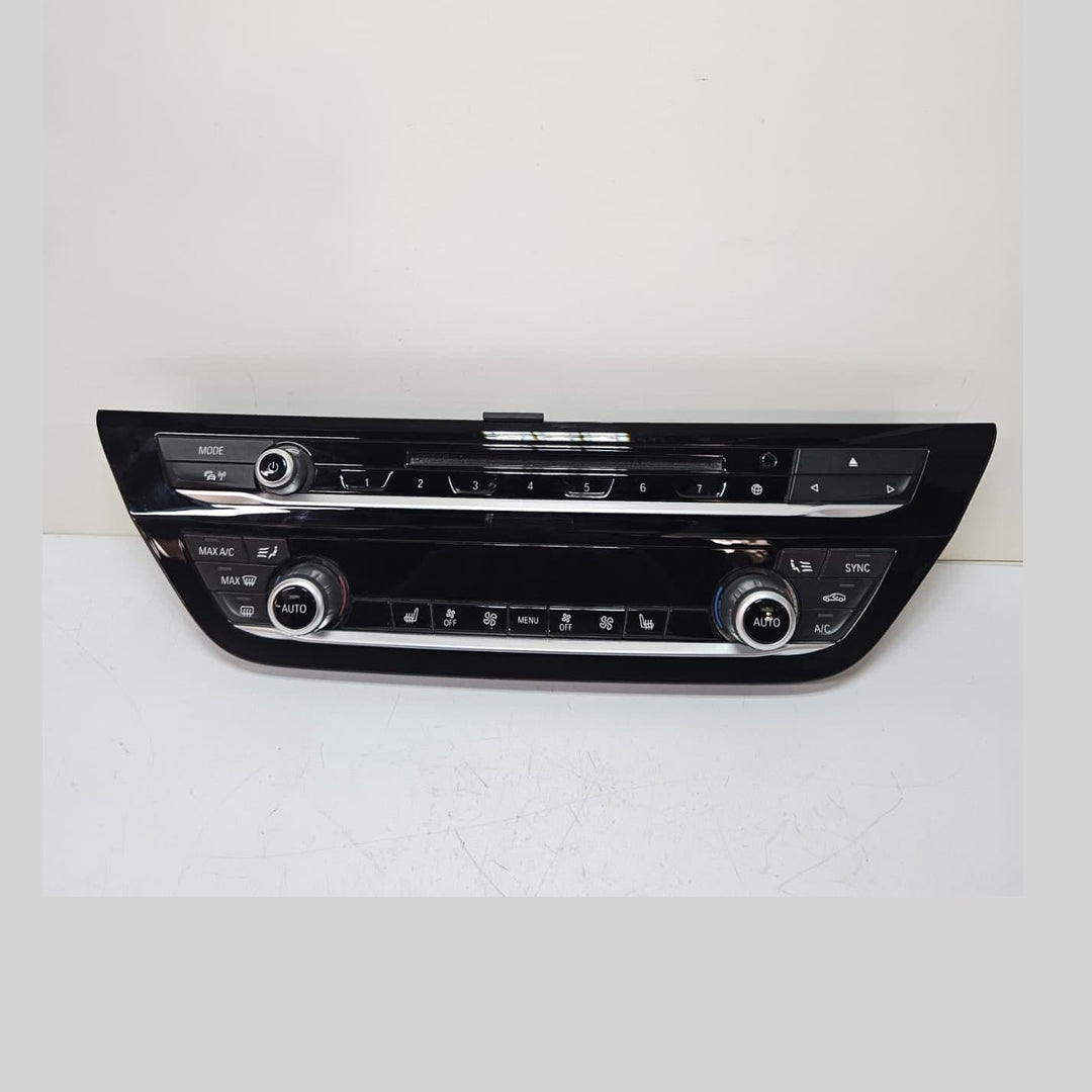 2018-2019 BMW 5 Series G30 G31 G38 530e Climate Control Panel 6834435