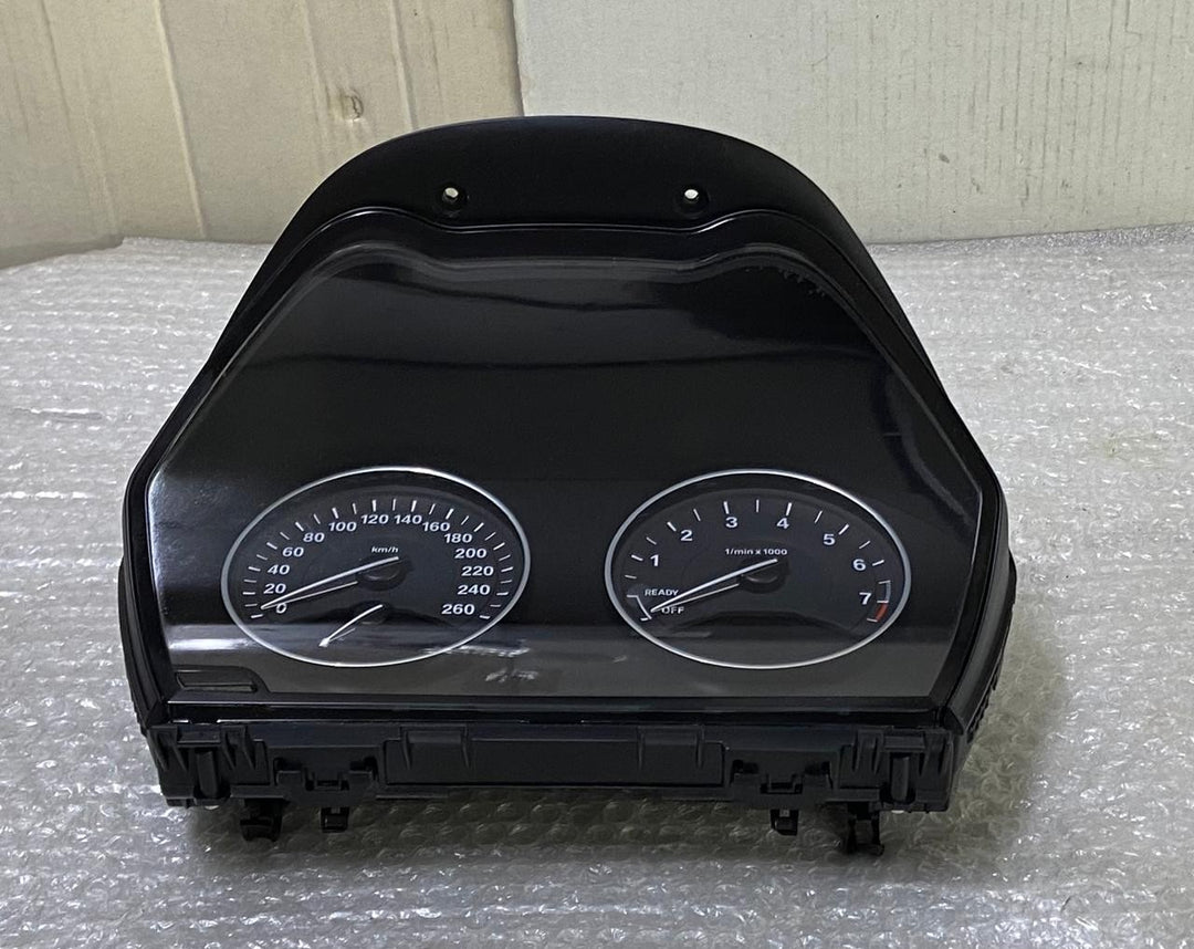OEM BMW F45 F46 F48 X1 6WA Petrol Instrument Cluster Speedometer HUD 6804954