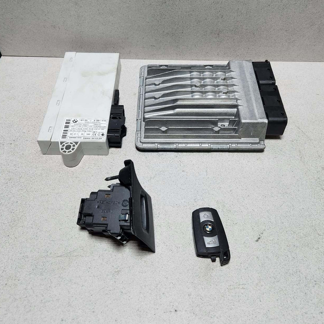2006-2007 BMW 525i Engine Control Module MSV70 7559178 E90 E91 E60 E61 